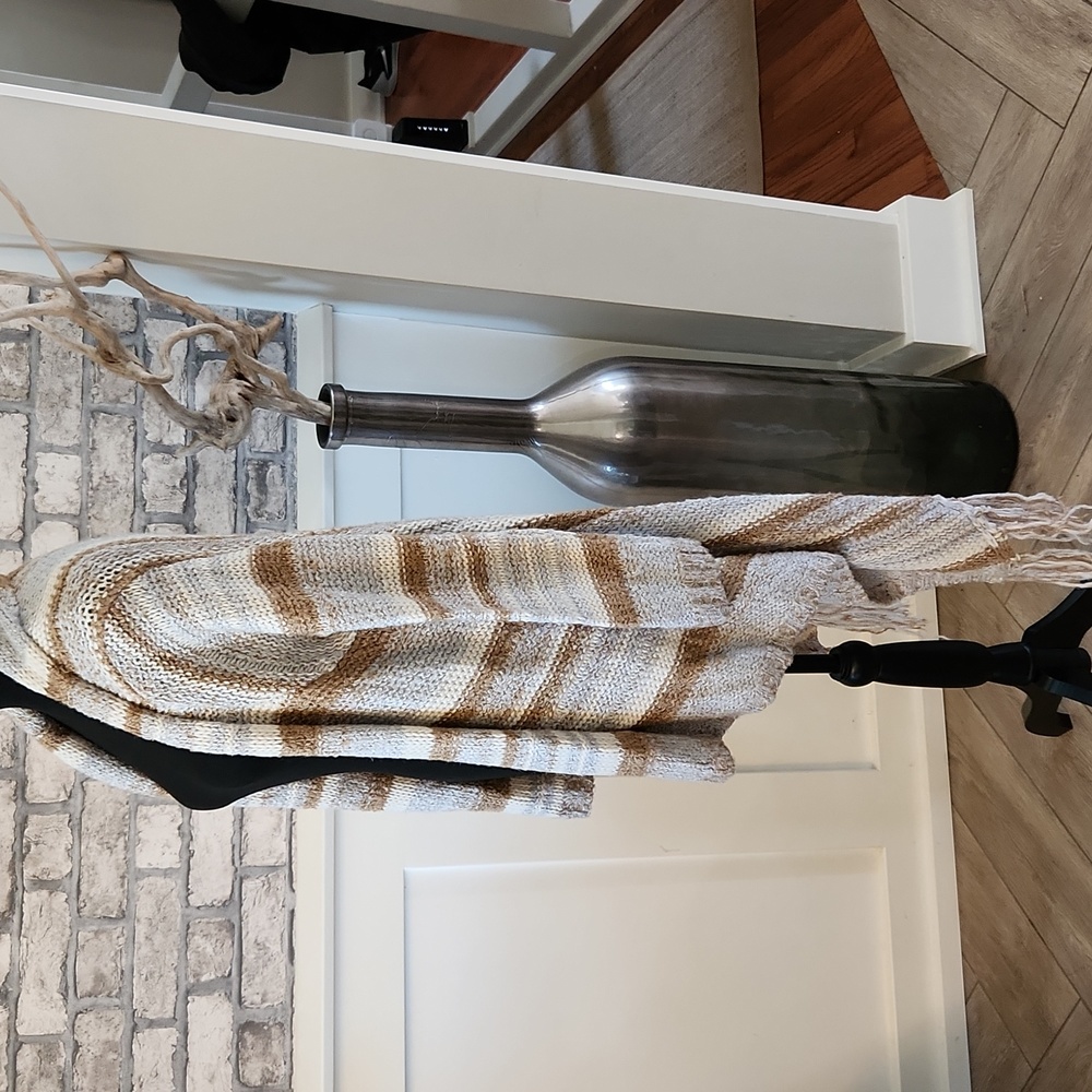 Cardigan - Picture 5 of 6
